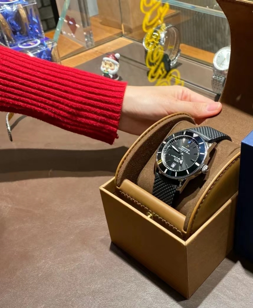 br30019_superocean-heritage-chronometer-auto_s2.jpg