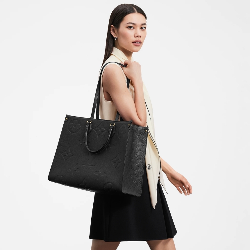 lv00179_onthego-gm-bag_M44925_s1.jpg