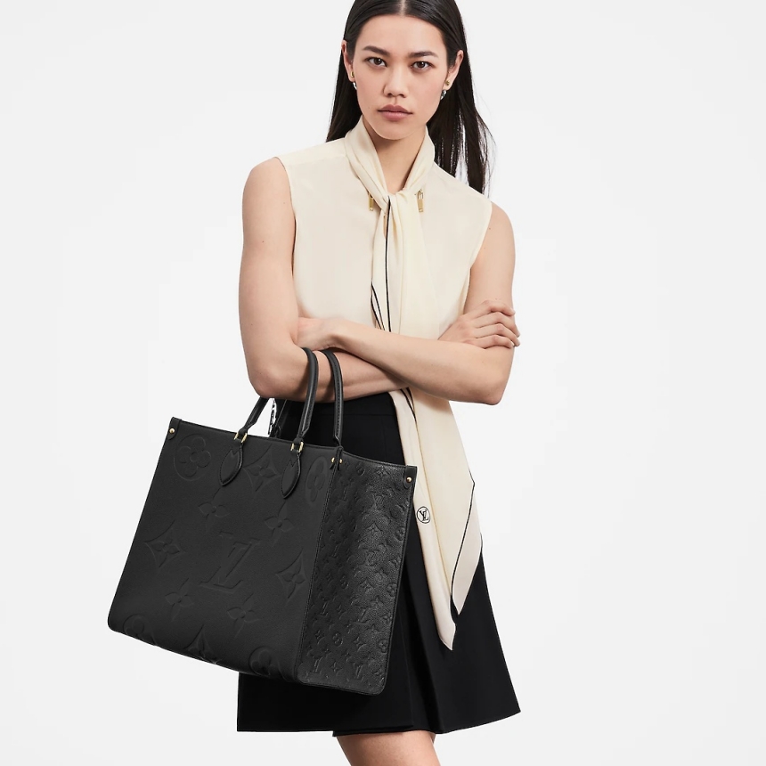 lv00179_onthego-gm-bag_M44925_s3.jpg