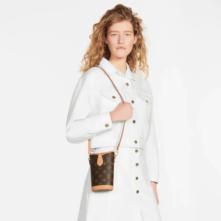 lv00815_fold-me-pouch_M80874_s1.jpg