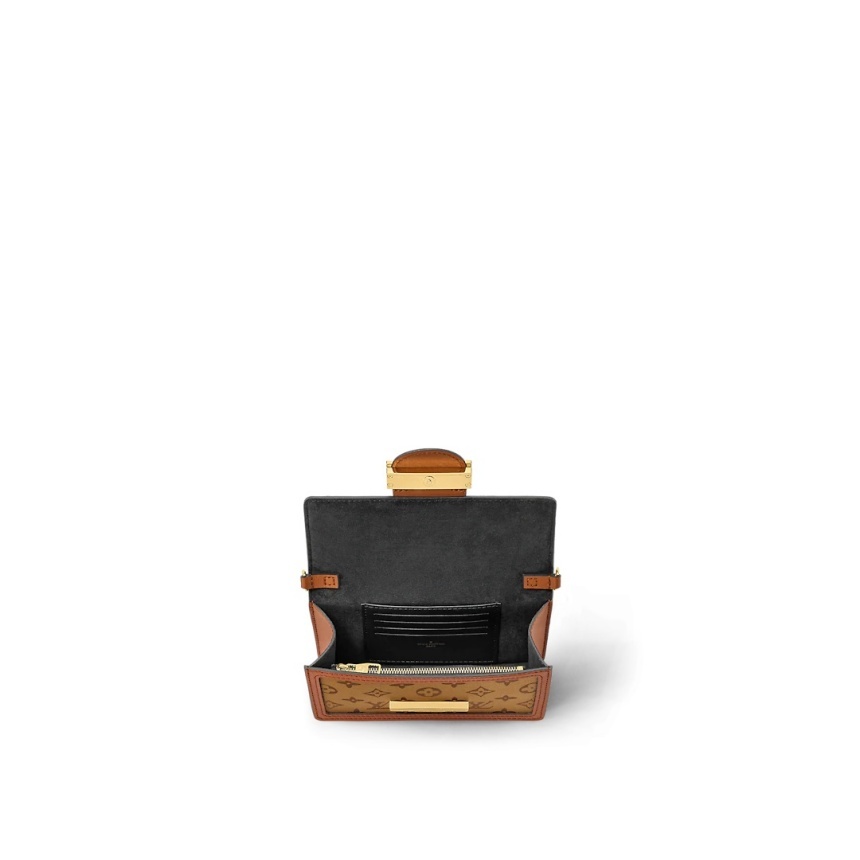lv10059_dauphine-wallet-with-chain_M68746_s3.jpg
