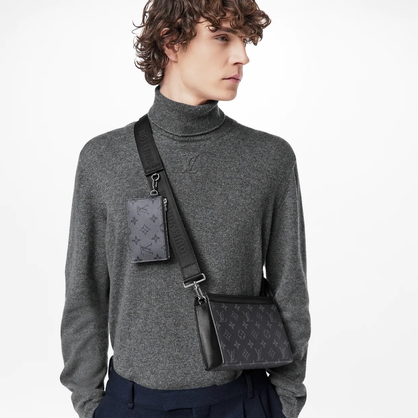 lv10535_gaston-wearable-wallet_M81124_s1.jpg