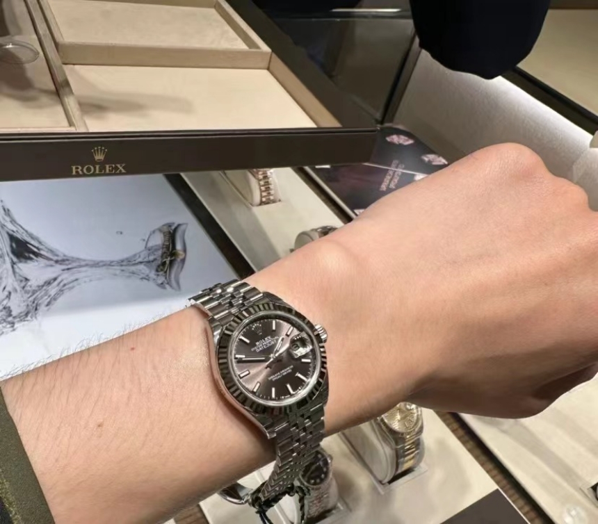 rx30012_datejust-28_s2.jpg