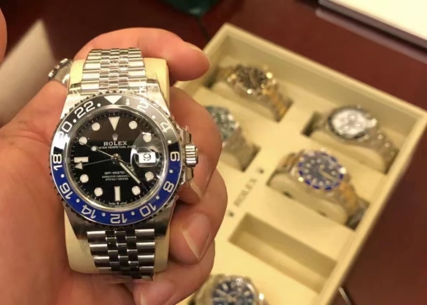 rx30020_gmt-master2_s2.jpg